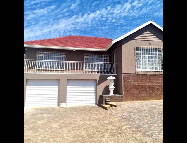 4 BEDROOM HOUSE FOR SALE IN ALAN MANOR